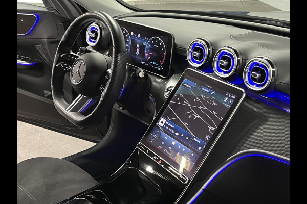 Mercedes-Benz C-Klasse 180 AMG Line Ambiente verlichting | Cruise control | Stoelverwarming | Achteruitrij camera | AMG wielen | Carplay | Dodehoek | Navigatie