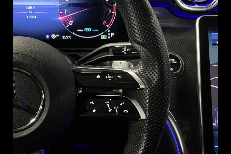 Mercedes-Benz C-Klasse 180 AMG Line Ambiente verlichting | Cruise control | Stoelverwarming | Achteruitrij camera | AMG wielen | Carplay | Dodehoek | Navigatie