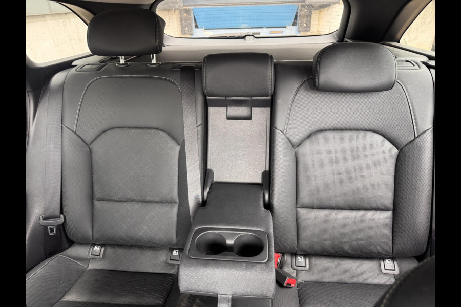 Kia Ceed Sportswagon 1.6 GDI PHEV ExecutiveLine | Leder | Memory Seat | Full LED  | Stoelverwarming V+A | Elektr. Achterklep | Navi | Climate |
