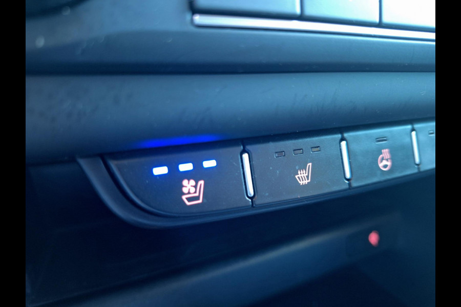 Kia Ceed Sportswagon 1.6 GDI PHEV ExecutiveLine | Leder | Memory Seat | Full LED  | Stoelverwarming V+A | Elektr. Achterklep | Navi | Climate |