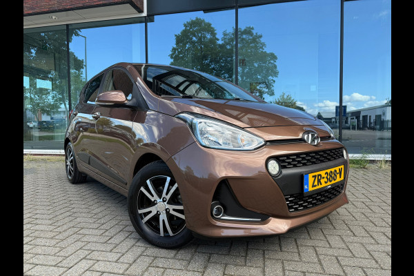 Hyundai i10 1.0i Premium - Navi - Climate - Winterpakket - Org.NL