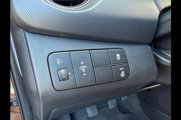 Hyundai i10 1.0i Premium - Navi - Climate - Winterpakket - Org.NL