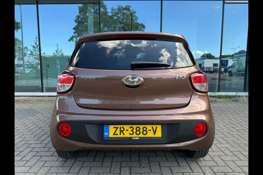 Hyundai i10 1.0i Premium - Navi - Climate - Winterpakket - Org.NL