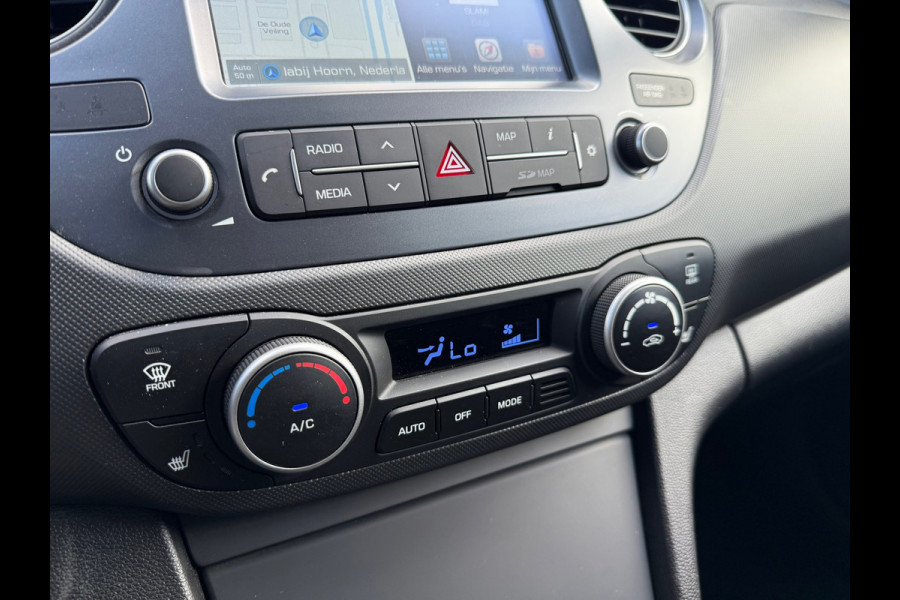 Hyundai i10 1.0i Premium - Navi - Climate - Winterpakket - Org.NL