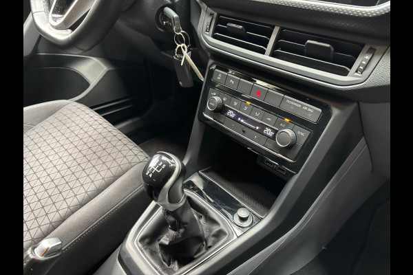 Volkswagen T-Cross 1.0 TSI Life / Navigatie / Trekhaak