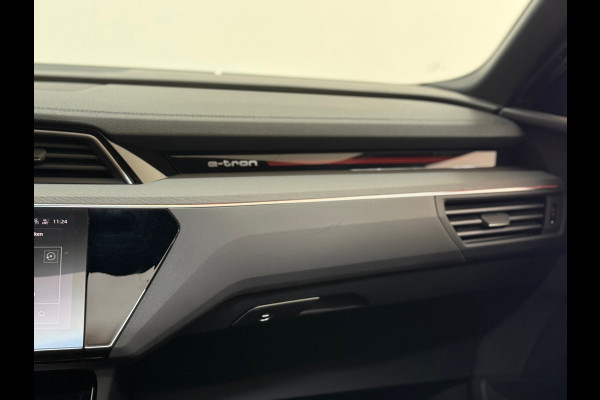 Audi e-tron Sportback 50 quattro S-line Black Edition 71 kWh | 313 pk | Pano | Matrix LED | B&O | 360° | Memory | Black pack