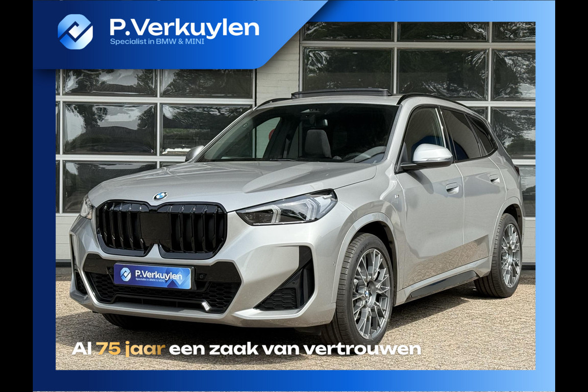 BMW X1 sDrive18i M SPORT | PANORAMA | PREMIUM PACK | ADAPT. CRUISE | KEYLESS ENTRY | STOELVERWARMING | 19 INCH LM VELGEN |