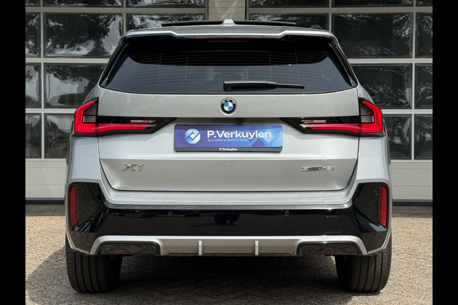 BMW X1 sDrive18i M SPORT | PANORAMA | PREMIUM PACK | ADAPT. CRUISE | KEYLESS ENTRY | STOELVERWARMING | 19 INCH LM VELGEN |