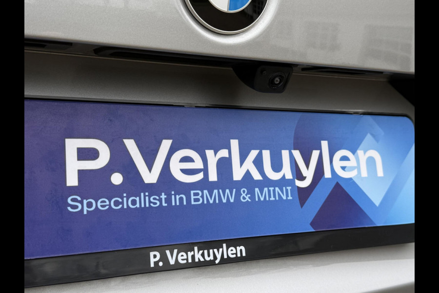 BMW X1 sDrive18i M SPORT | PANORAMA | PREMIUM PACK | ADAPT. CRUISE | KEYLESS ENTRY | STOELVERWARMING | 19 INCH LM VELGEN |