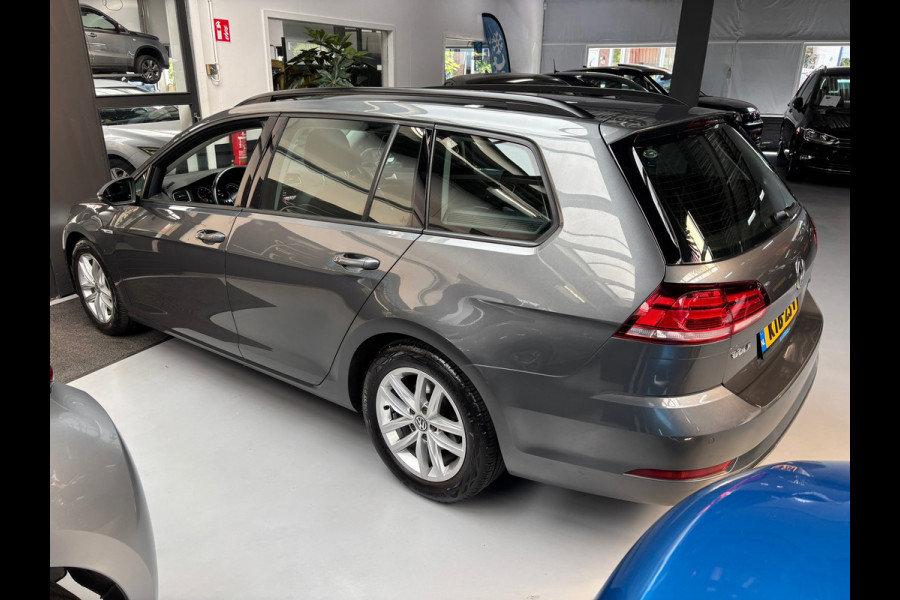Volkswagen Golf Variant 1.5 TSI Comfortline Business / Camera / Carplay