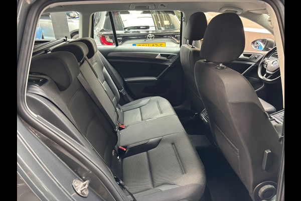 Volkswagen Golf Variant 1.5 TSI Comfortline Business / Camera / Carplay