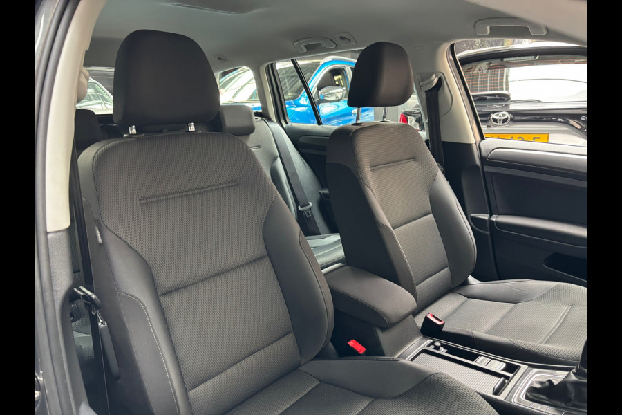 Volkswagen Golf Variant 1.5 TSI Comfortline Business / Camera / Carplay