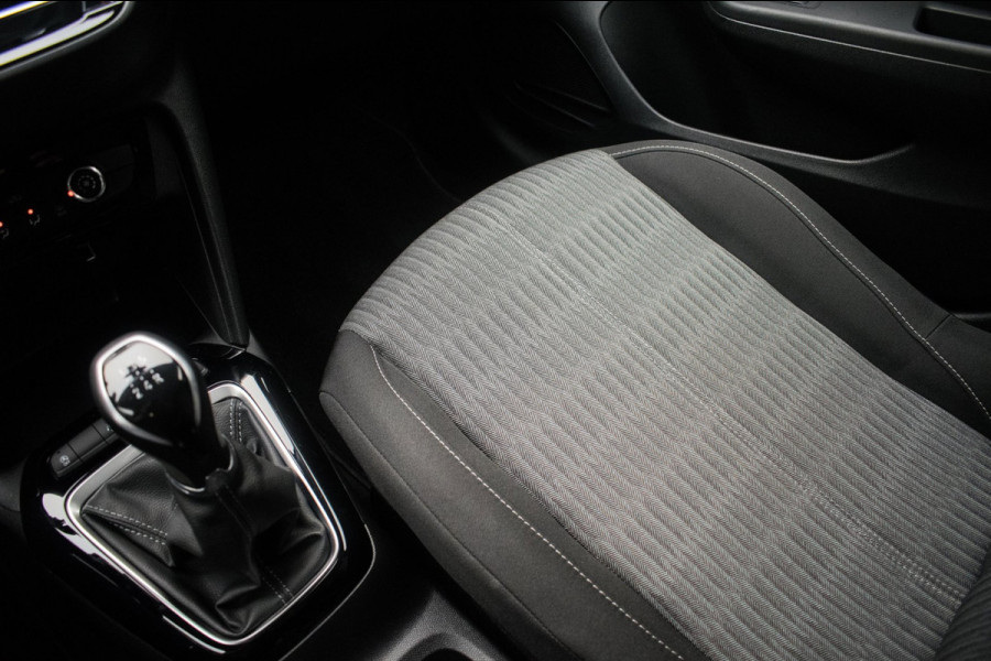 Opel Corsa 1.2 Black Edition+ NL-auto [ 1e Eigenaar Dealeronderhouden Carplay Parkeersensoren Cruise Control ]