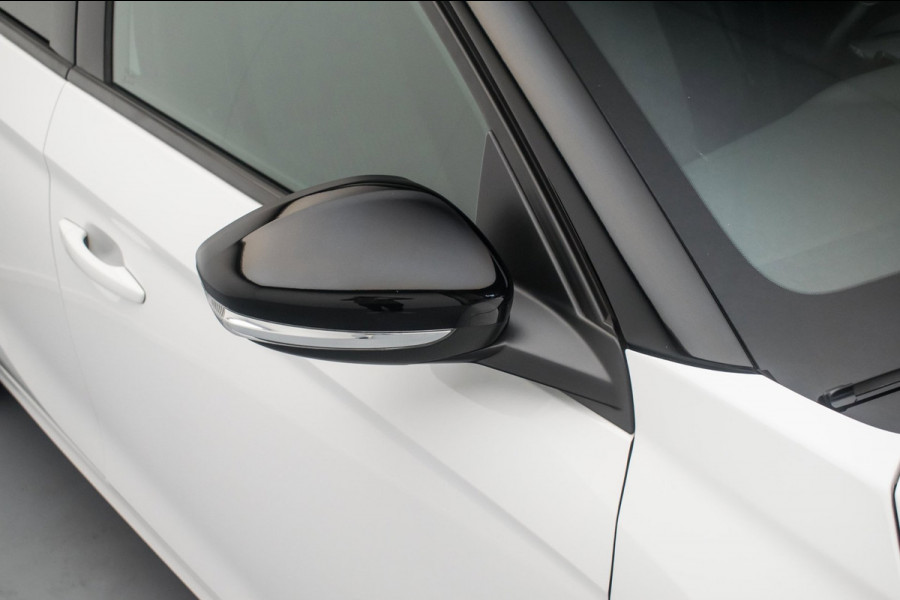 Opel Corsa 1.2 Black Edition+ NL-auto [ 1e Eigenaar Dealeronderhouden Carplay Parkeersensoren Cruise Control ]