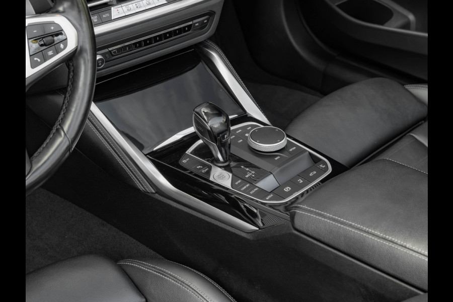 BMW 4 Serie Cabrio 420i M-Sport - Driving Ass Prof - Harman Kardon - Head-Up - Lasers - Nekverwarming