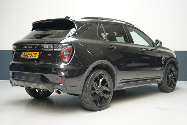 Lynk & Co 01 1.5 | Zwart optiek | 360 camera | Panoramadak | Navigatie | Memory | Apple CarPlay