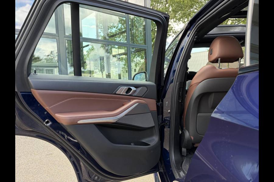 BMW X5 xDrive45e High Executive BOMVOL! | PANO | HARMAN KARDON | LASER LED | ELEK. ACHTER KLEP | ELEK. TREKHAAK | STOELVERWARMING | ELEK. MEM. SEAT | ACHTERUITRIJCAMERA | 22'' VELGEN | RIJKLAAR PRIJS + 12 MND BOVAG GARANTIE |
