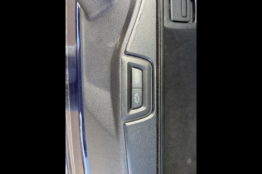 BMW X5 xDrive45e High Executive BOMVOL! | PANO | HARMAN KARDON | LASER LED | ELEK. ACHTER KLEP | ELEK. TREKHAAK | STOELVERWARMING | ELEK. MEM. SEAT | ACHTERUITRIJCAMERA | 22'' VELGEN | RIJKLAAR PRIJS + 12 MND BOVAG GARANTIE |