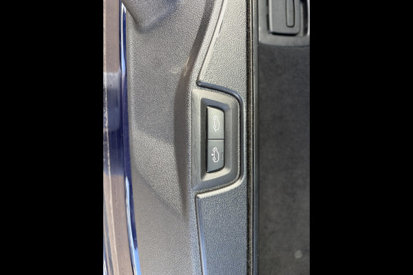 BMW X5 xDrive45e High Executive BOMVOL! | PANO | HARMAN KARDON | LASER LED | ELEK. ACHTER KLEP | ELEK. TREKHAAK | STOELVERWARMING | ELEK. MEM. SEAT | ACHTERUITRIJCAMERA | 22'' VELGEN | RIJKLAAR PRIJS + 12 MND BOVAG GARANTIE |