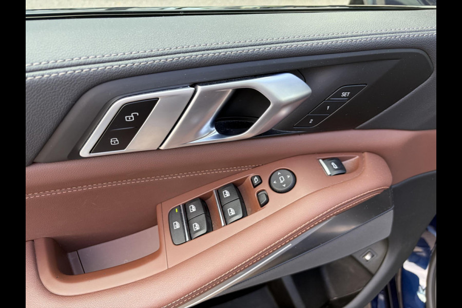 BMW X5 xDrive45e High Executive BOMVOL! | PANO | HARMAN KARDON | LASER LED | ELEK. ACHTER KLEP | ELEK. TREKHAAK | STOELVERWARMING | ELEK. MEM. SEAT | ACHTERUITRIJCAMERA | 22'' VELGEN | RIJKLAAR PRIJS + 12 MND BOVAG GARANTIE |
