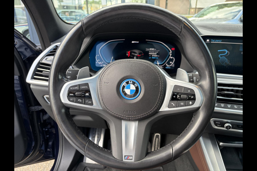 BMW X5 xDrive45e High Executive BOMVOL! | PANO | HARMAN KARDON | LASER LED | ELEK. ACHTER KLEP | ELEK. TREKHAAK | STOELVERWARMING | ELEK. MEM. SEAT | ACHTERUITRIJCAMERA | 22'' VELGEN | RIJKLAAR PRIJS + 12 MND BOVAG GARANTIE |