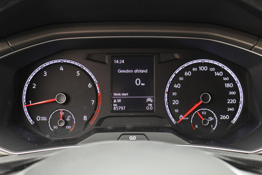 Volkswagen T-Roc 1.0 TSI Style ACC, Apple Carplay, Climate, Lane Assist, PDC