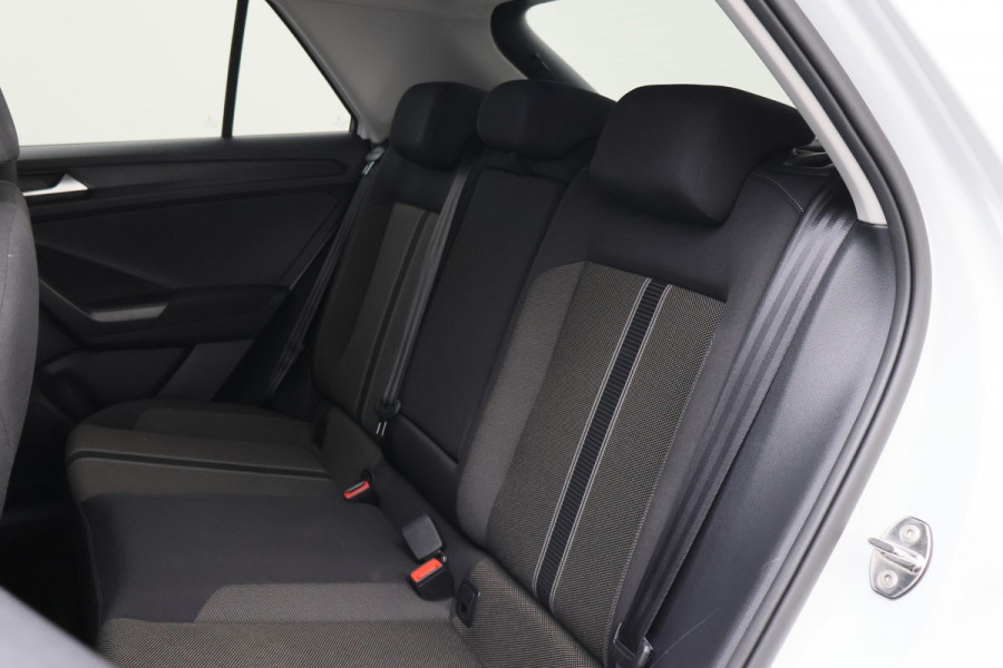 Volkswagen T-Roc 1.0 TSI Style ACC, Apple Carplay, Climate, Lane Assist, PDC
