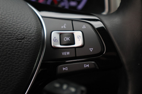 Volkswagen T-Roc 1.0 TSI Style ACC, Apple Carplay, Climate, Lane Assist, PDC