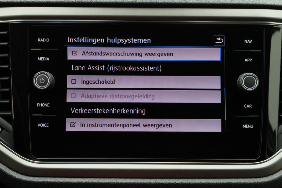 Volkswagen T-Roc 1.0 TSI Style ACC, Apple Carplay, Climate, Lane Assist, PDC