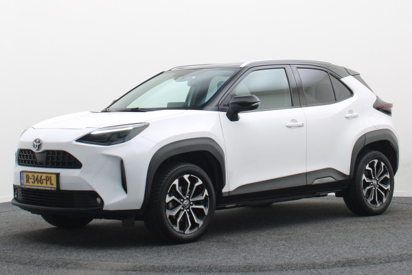 Toyota Yaris Cross 1.5 Hybrid Dynamic Two-Tone, Camera, Keyless, Apple Carplay, ACC, 17"
