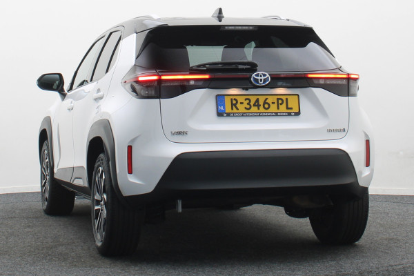 Toyota Yaris Cross 1.5 Hybrid Dynamic Two-Tone, Camera, Keyless, Apple Carplay, ACC, 17"