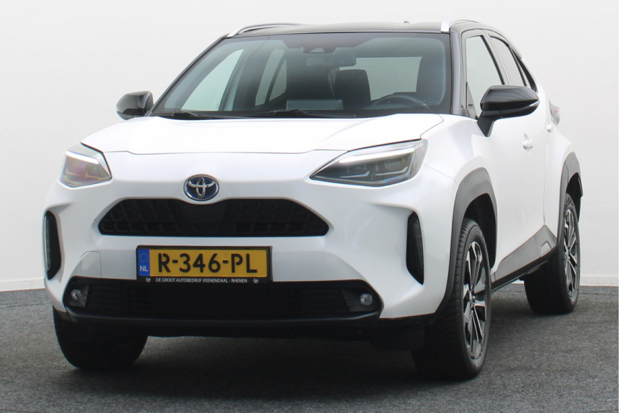 Toyota Yaris Cross 1.5 Hybrid Dynamic Two-Tone, Camera, Keyless, Apple Carplay, ACC, 17"