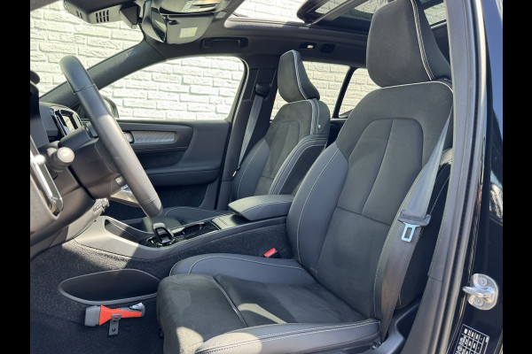 Volvo XC40 Recharge Pro SOH 97% Adaptive Cruise All-Season Banden Panoramadak AppleCarplay Elec. inklapbare trekhaak Leder