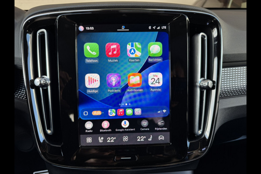 Volvo XC40 Recharge Pro SOH 97% Adaptive Cruise All-Season Banden Panoramadak AppleCarplay Elec. inklapbare trekhaak Leder