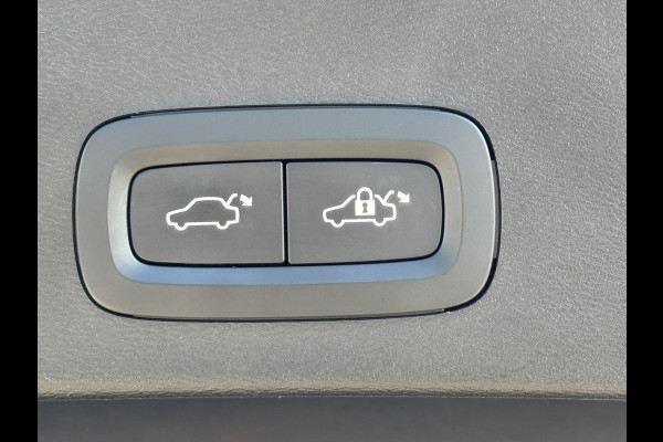Volvo XC40 Recharge Pro SOH 97% Adaptive Cruise All-Season Banden Panoramadak AppleCarplay Elec. inklapbare trekhaak Leder