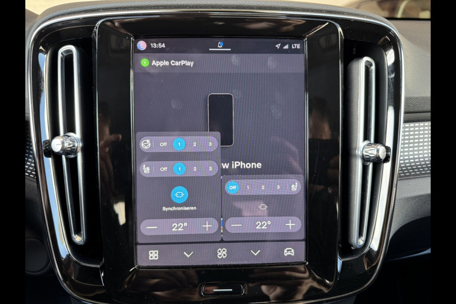 Volvo XC40 Recharge Pro SOH 97% Adaptive Cruise All-Season Banden Panoramadak AppleCarplay Elec. inklapbare trekhaak Leder