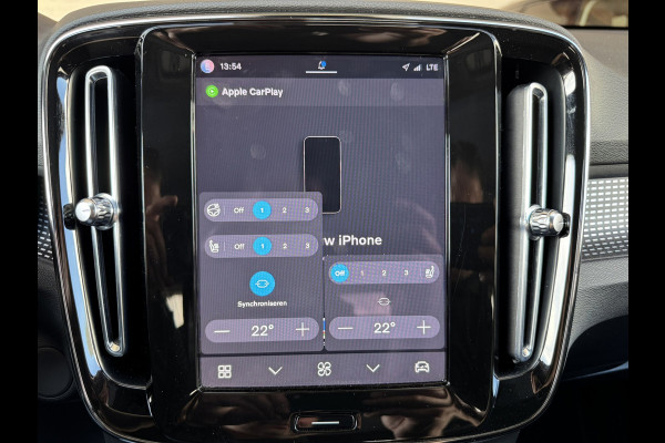 Volvo XC40 Recharge Pro SOH 97% Adaptive Cruise All-Season Banden Panoramadak AppleCarplay Elec. inklapbare trekhaak Leder
