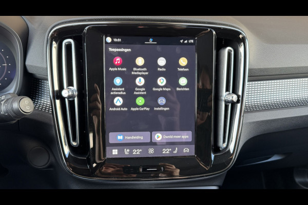 Volvo XC40 Recharge Pro SOH 97% Adaptive Cruise All-Season Banden Panoramadak AppleCarplay Elec. inklapbare trekhaak Leder