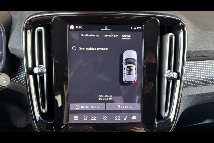Volvo XC40 Recharge Pro SOH 97% Adaptive Cruise All-Season Banden Panoramadak AppleCarplay Elec. inklapbare trekhaak Leder