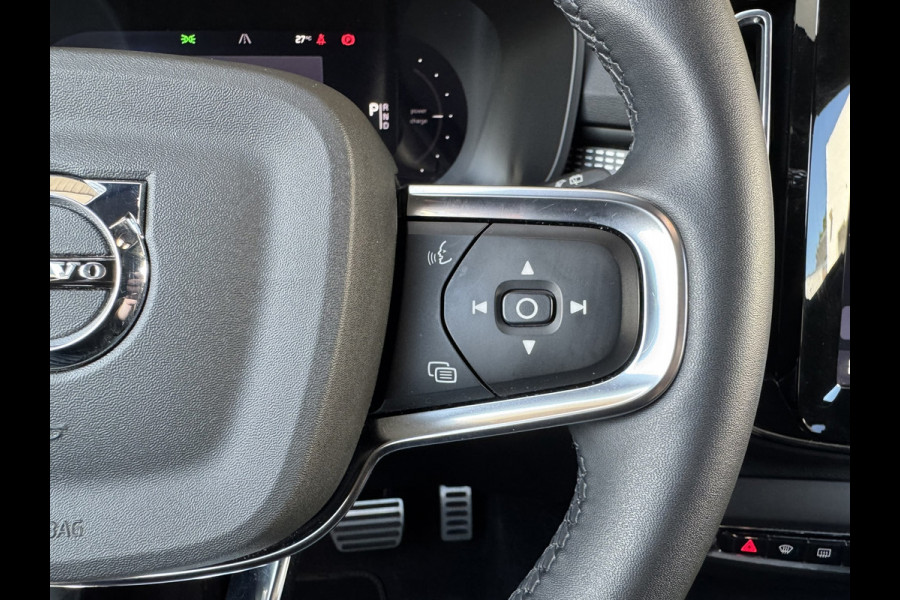 Volvo XC40 Recharge Pro SOH 97% Adaptive Cruise All-Season Banden Panoramadak AppleCarplay Elec. inklapbare trekhaak Leder