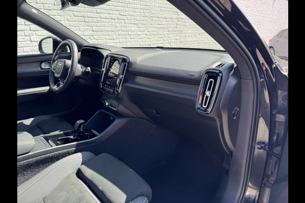 Volvo XC40 Recharge Pro SOH 97% Adaptive Cruise All-Season Banden Panoramadak AppleCarplay Elec. inklapbare trekhaak Leder