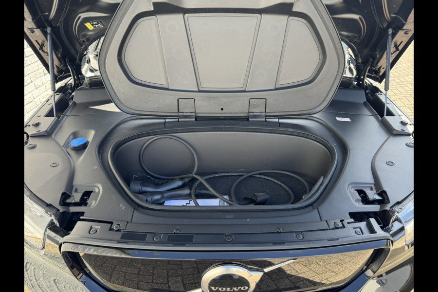 Volvo XC40 Recharge Pro SOH 97% Adaptive Cruise All-Season Banden Panoramadak AppleCarplay Elec. inklapbare trekhaak Leder