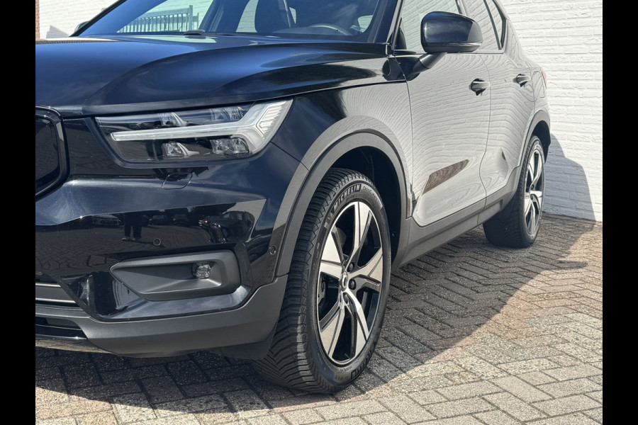 Volvo XC40 Recharge Pro SOH 97% Adaptive Cruise All-Season Banden Panoramadak AppleCarplay Elec. inklapbare trekhaak Leder