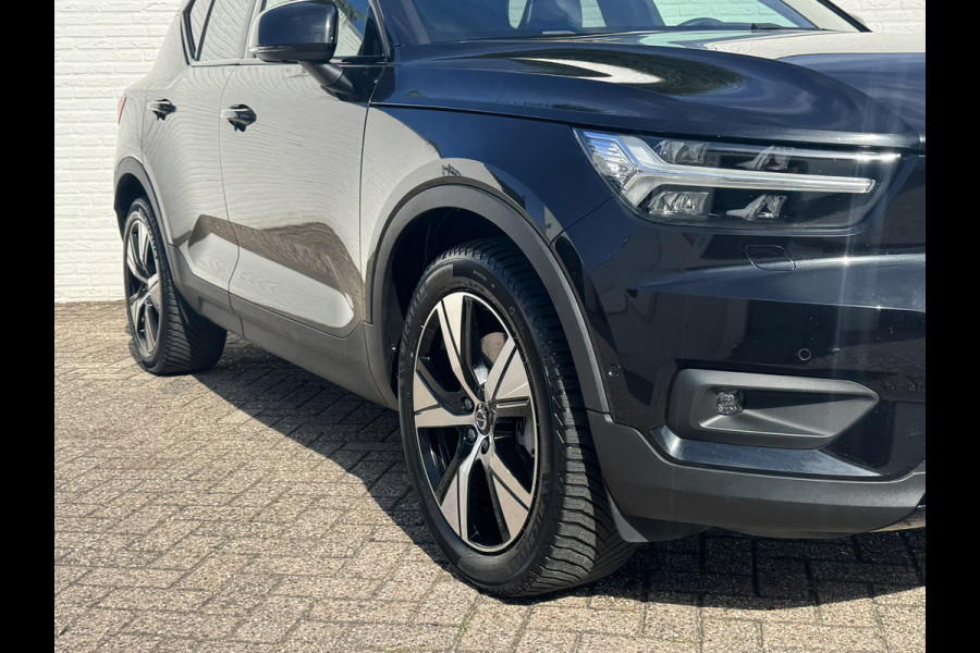 Volvo XC40 Recharge Pro SOH 97% Adaptive Cruise All-Season Banden Panoramadak AppleCarplay Elec. inklapbare trekhaak Leder