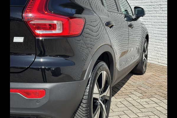 Volvo XC40 Recharge Pro SOH 97% Adaptive Cruise All-Season Banden Panoramadak AppleCarplay Elec. inklapbare trekhaak Leder