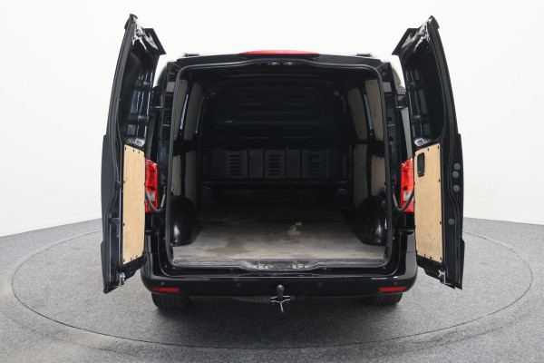 Mercedes-Benz Vito 119 CDI Extra Lang 3-Zits, Leer, LED, Camera, Trekhaak, Apple Carplay, 18"