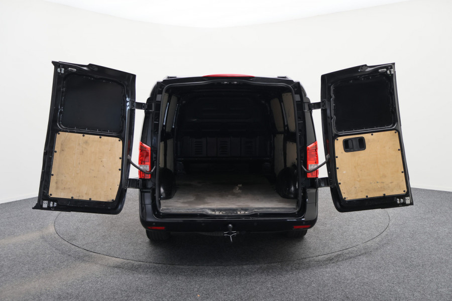 Mercedes-Benz Vito 119 CDI Extra Lang 3-Zits, Leer, LED, Camera, Trekhaak, Apple Carplay, 18"