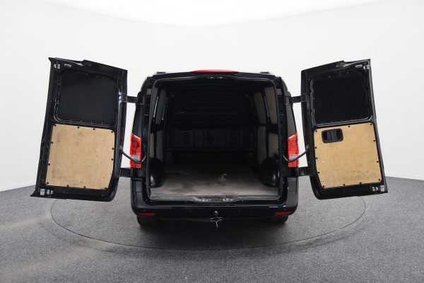 Mercedes-Benz Vito 119 CDI Extra Lang 3-Zits, Leer, LED, Camera, Trekhaak, Apple Carplay, 18"