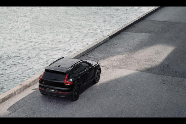 Volvo EX40 Single Motor Ext. Range 82 kWh Black Edition Ultra Europa