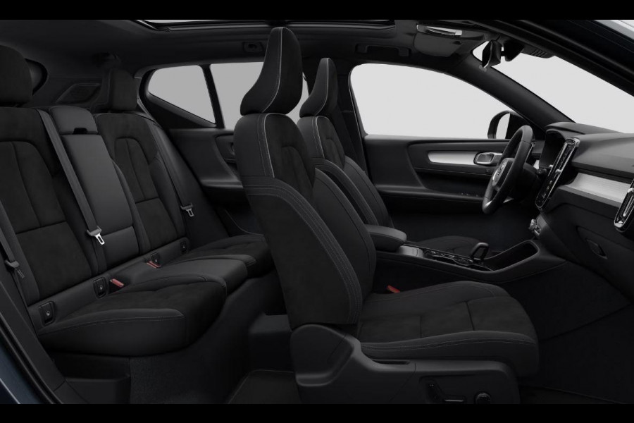 Volvo XC40 B4 211PK Automaat Plus Black Edition